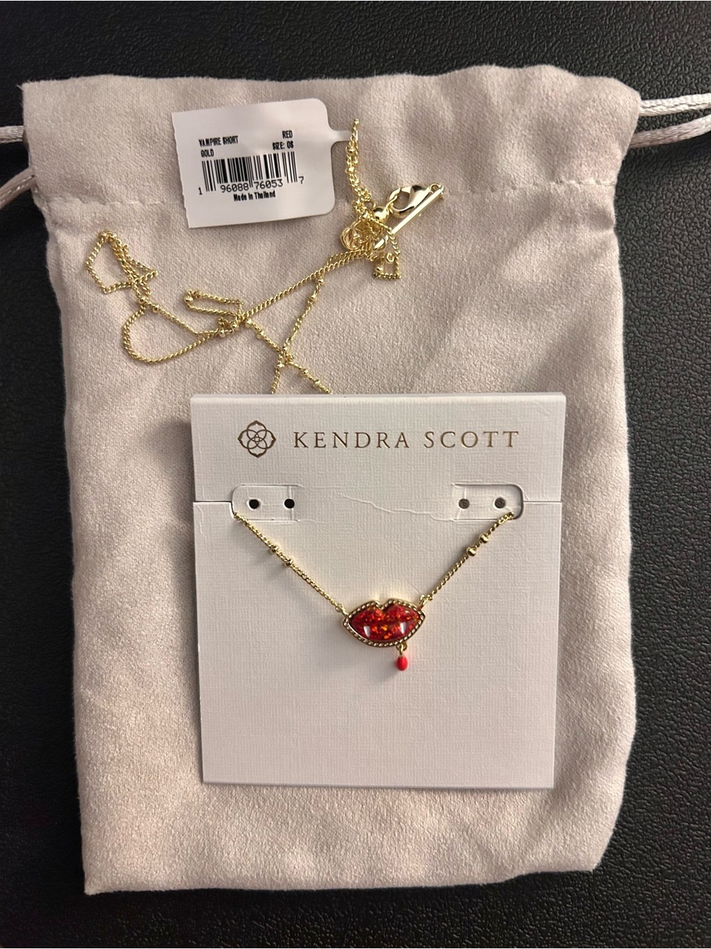 Kendra Scott Gold Vampire Short Pendant Necklace